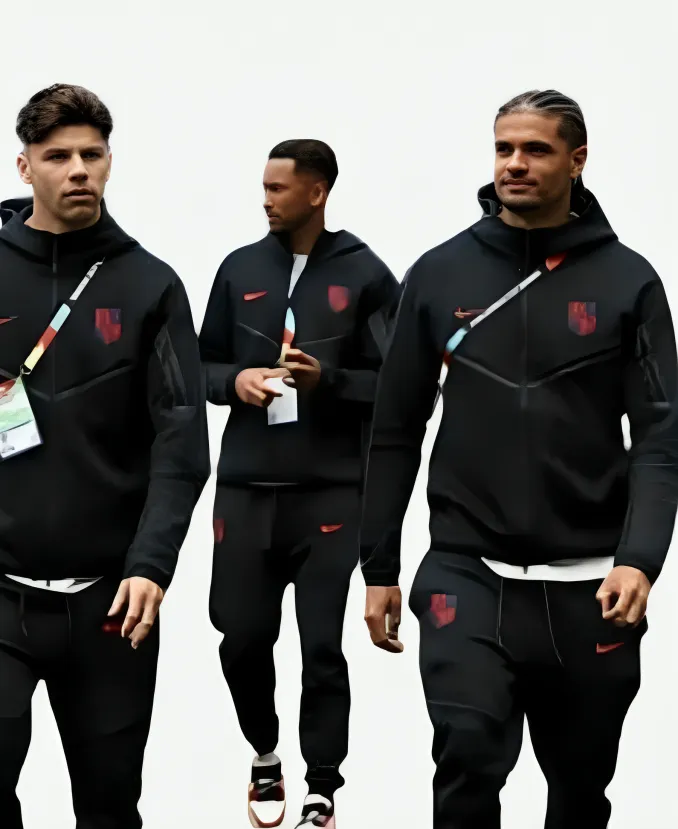 USA-2026-Nike-Tech-Fleece-Hoodie-in-Black-1.webp